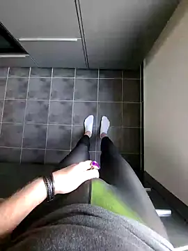 rezzzze online show from November 2025 11:54:01 AM