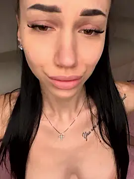 Snapshot of ilariea_girl chatting on January 2026 12:05:02 AM ilariea girl online show from January 2026 12:05:02 AM