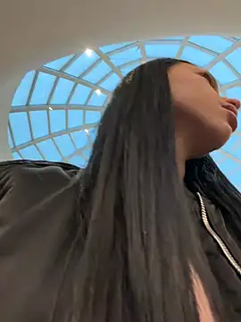 Snapshot of ilariea_girl chatting on March 2026 04:31:01 PM ilariea girl online show from March 2026 04:31:01 PM