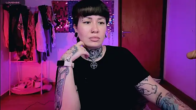 Senorita  Dakota online show from April 2026 09:54:01 PM