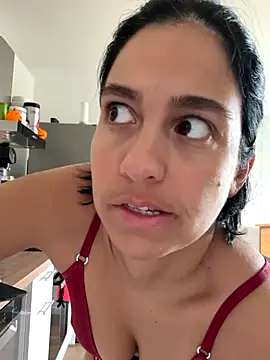 LaPetiteKim online show from November 2025 12:49:01 PM