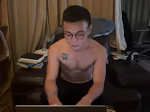 loootooo online show from October 2025 03:32:02 PM