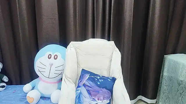 Snapshot of kindbee chatting on December 2025 10:42:02 AM kindbee online show from December 2025 10:42:02 AM