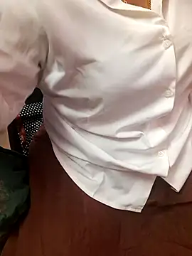 Snapshot of Tamil_Ammani chatting on February 2026 08:51:01 AM Tamil Ammani online show from February 2026 08:51:01 AM