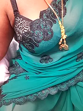 Snapshot of Tamil_Ammani chatting on February 2026 06:02:01 AM Tamil Ammani online show from February 2026 06:02:01 AM