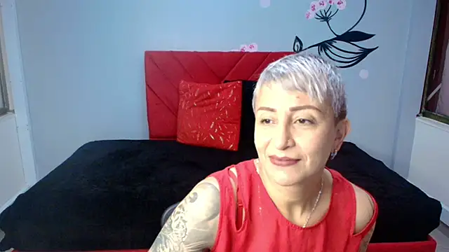 Snapshot of Charlotte__Gray chatting on November 2025 12:15:01 PM Charlotte Gray online show from November 2025 12:15:01 PM