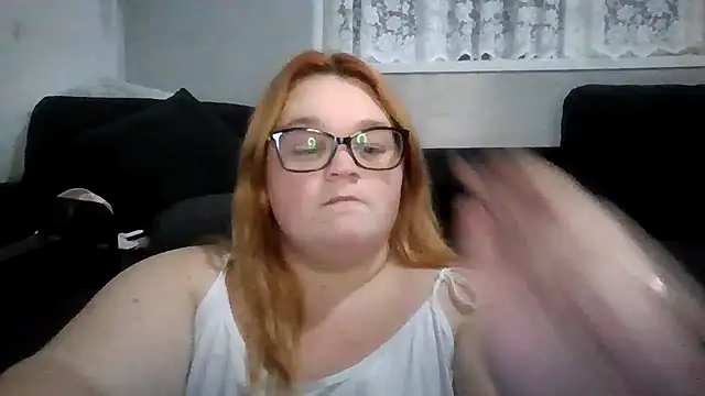 Snapshot of Curvy-AmyX chatting on October 2025 01:05:02 AM Curvy-AmyX online show from October 2025 01:05:02 AM