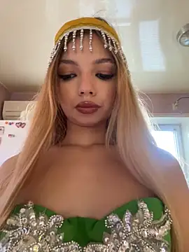  Siennaaa  online show from November 2025 12:06:02 PM