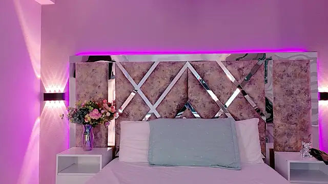 MeganR  online show from January 2026 01:37:02 PM