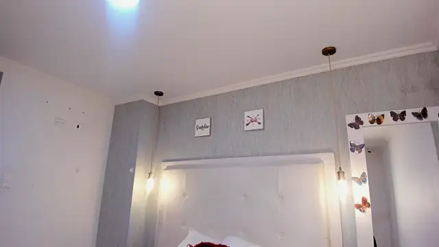 Snapshot of is_a_bell chatting on November 2025 01:39:02 PM is a bell online show from November 2025 01:39:02 PM