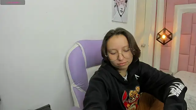 Klaret Toy online show from April 2026 01:23:01 PM