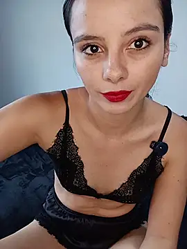 SaraMistick online show from November 2025 12:27:01 PM