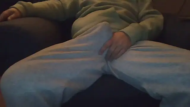 hot-brabo online show from November 2025 06:21:01 PM