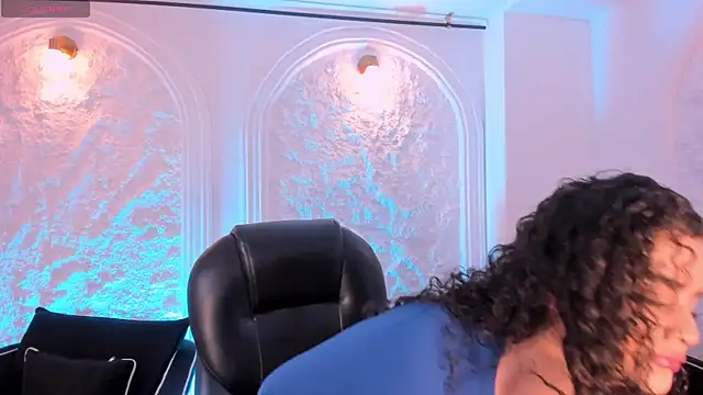 KylieJenkins online show from February 2026 11:37:01 AM