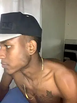 Snapshot of TITAN_SEX333 chatting on November 2025 03:44:02 PM TITAN SEX333 online show from November 2025 03:44:02 PM