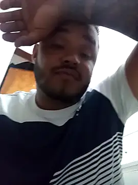 Snapshot of NatanSouza03 chatting on October 2025 10:38:01 PM NatanSouza03 online show from October 2025 10:38:01 PM