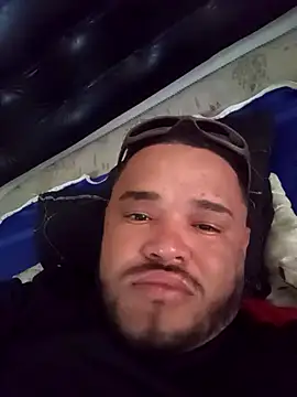 Snapshot of NatanSouza03 chatting on October 2025 02:47:02 PM NatanSouza03 online show from October 2025 02:47:02 PM