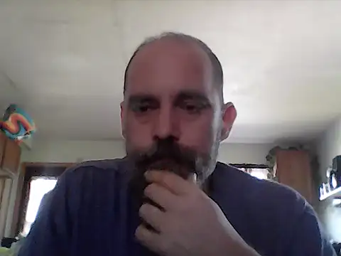 Snapshot of crazyheratic8 chatting on April 2026 08:17:01 PM crazyheratic8 online show from April 2026 08:17:01 PM
