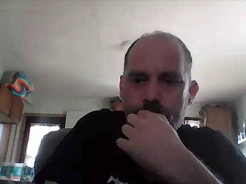Snapshot of crazyheratic8 chatting on April 2026 03:56:01 PM crazyheratic8 online show from April 2026 03:56:01 PM