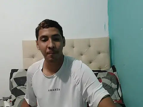 Kiarayalex online show from October 2025 12:53:02 AM