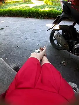 Zun 121 online show from November 2025 12:42:01 AM