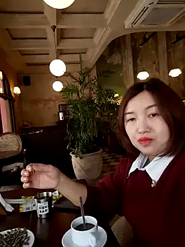 Zun 121 online show from December 2025 03:00:01 AM