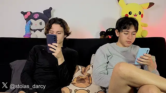 Darcy and Stolas online show from April 2026 09:47:01 AM