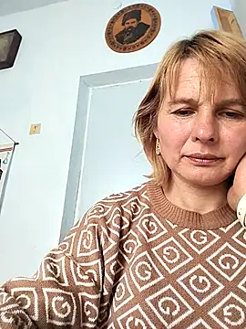 Snapshot of Masha412111 chatting on May 2026 11:28:01 AM Masha412111 online show from May 2026 11:28:01 AM