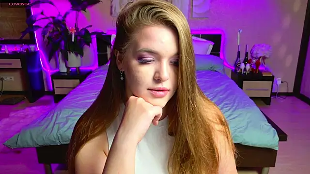 EmilyWhispers online show from May 2026 08:58:01 PM