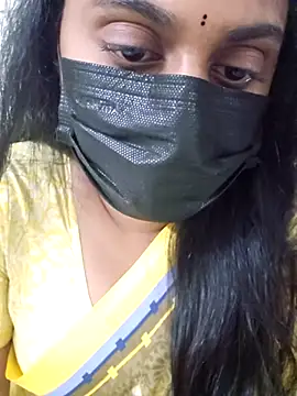 Snapshot of Dheronika_sweetie chatting on October 2025 02:48:02 PM Dheronika sweetie online show from October 2025 02:48:02 PM