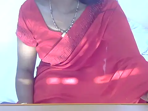 Laila Cute online show from March 2026 03:22:02 AM