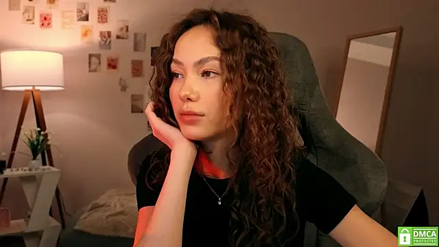 Snapshot of branchwithflowerss chatting on November 2025 12:38:02 PM branchwithflowerss online show from November 2025 12:38:02 PM