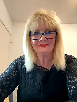 BoloshkaBlonda online show from October 2025 06:51:01 PM