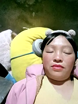 Snapshot of Minkine022 chatting on November 2025 01:10:02 PM Minkine022 online show from November 2025 01:10:02 PM