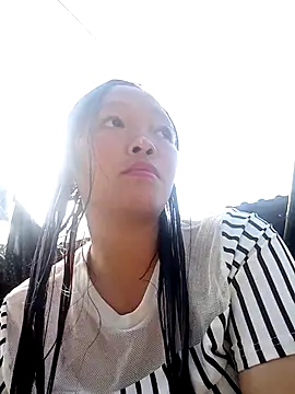 Snapshot of Minkine022 chatting on November 2025 03:28:01 AM Minkine022 online show from November 2025 03:28:01 AM