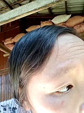 Snapshot of Minkine022 chatting on November 2025 06:27:01 AM Minkine022 online show from November 2025 06:27:01 AM