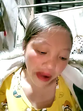 Snapshot of Minkine022 chatting on November 2025 08:18:01 AM Minkine022 online show from November 2025 08:18:01 AM