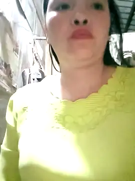 Snapshot of Minkine022 chatting on December 2025 12:00:01 PM Minkine022 online show from December 2025 12:00:01 PM