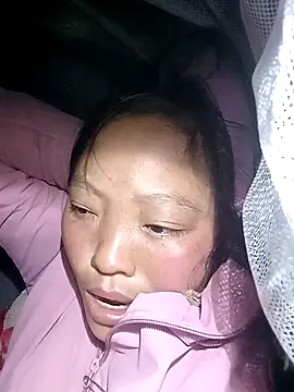 Snapshot of Minkine022 chatting on January 2026 01:50:01 PM Minkine022 online show from January 2026 01:50:01 PM