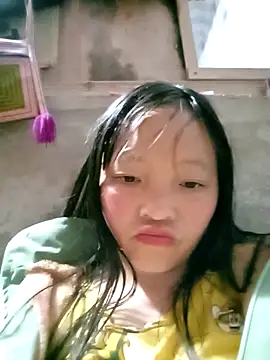 Snapshot of Minkine022 chatting on February 2026 07:29:01 AM Minkine022 online show from February 2026 07:29:01 AM