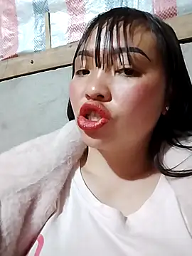 Snapshot of Minkine022 chatting on February 2026 01:14:02 PM Minkine022 online show from February 2026 01:14:02 PM