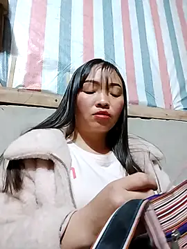 Snapshot of Minkine022 chatting on February 2026 01:42:02 AM Minkine022 online show from February 2026 01:42:02 AM