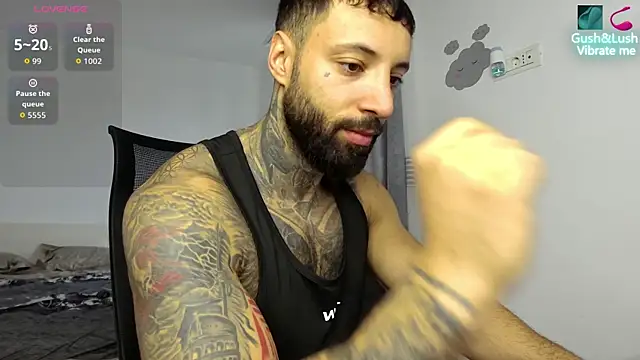 Snapshot of MasculineGuy99 chatting on November 2025 07:09:01 AM MasculineGuy99 online show from November 2025 07:09:01 AM