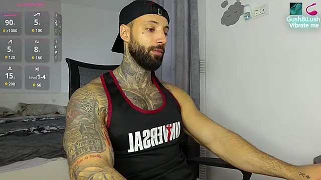 Snapshot of MasculineGuy99 chatting on November 2025 08:27:01 AM MasculineGuy99 online show from November 2025 08:27:01 AM