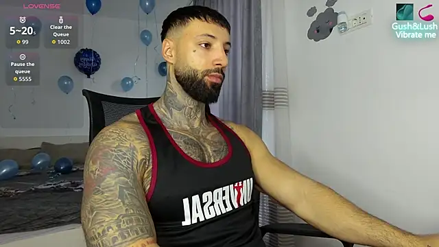 Snapshot of MasculineGuy99 chatting on November 2025 08:07:01 AM MasculineGuy99 online show from November 2025 08:07:01 AM