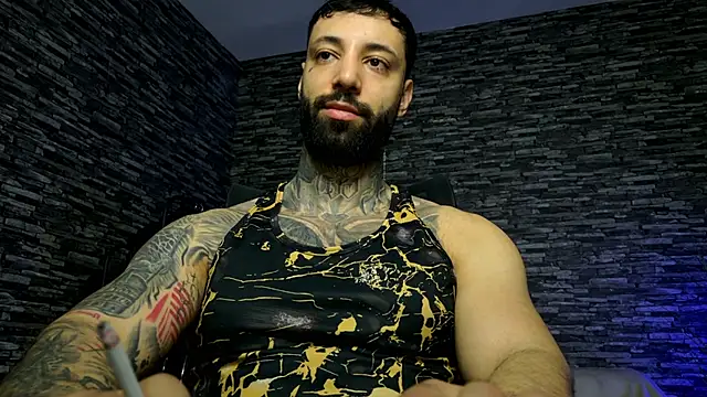 MasculineGuy99 online show from April 2026 12:52:01 AM