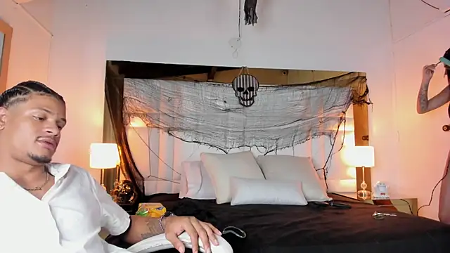 Latin Pleasures online show from October 2025 07:27:01 PM