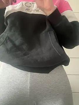 Snapshot of pleasedontpressaredburton chatting on October 2025 07:31:02 AM pleasedontpressaredburton online show from October 2025 07:31:02 AM