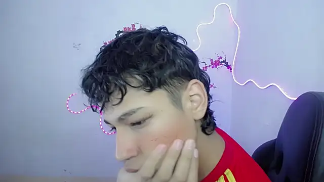 Im david02 online show from November 2025 12:48:01 PM