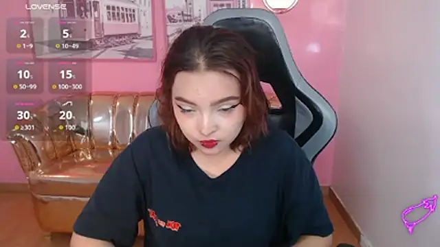 mia foster t online show from January 2026 01:28:02 PM